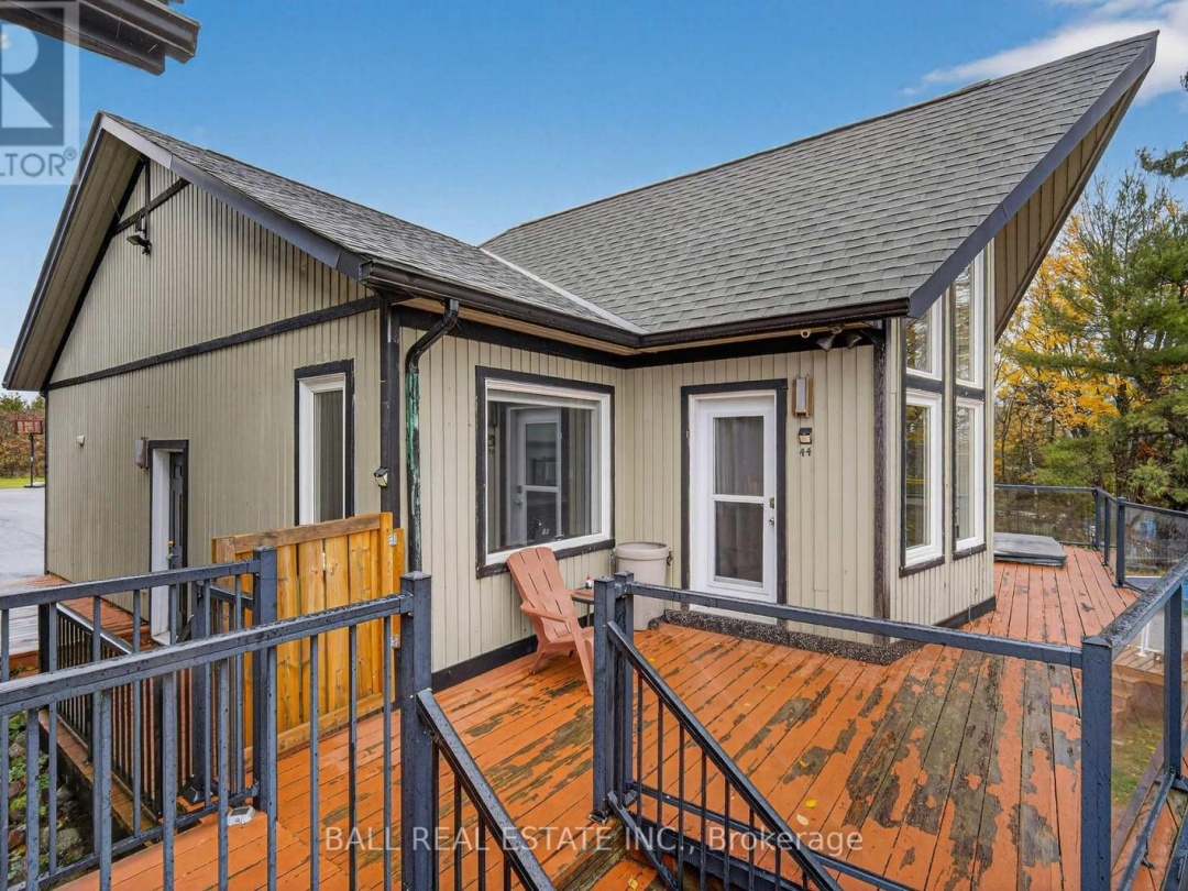 151 PELLER COURT, Pigeon Lake