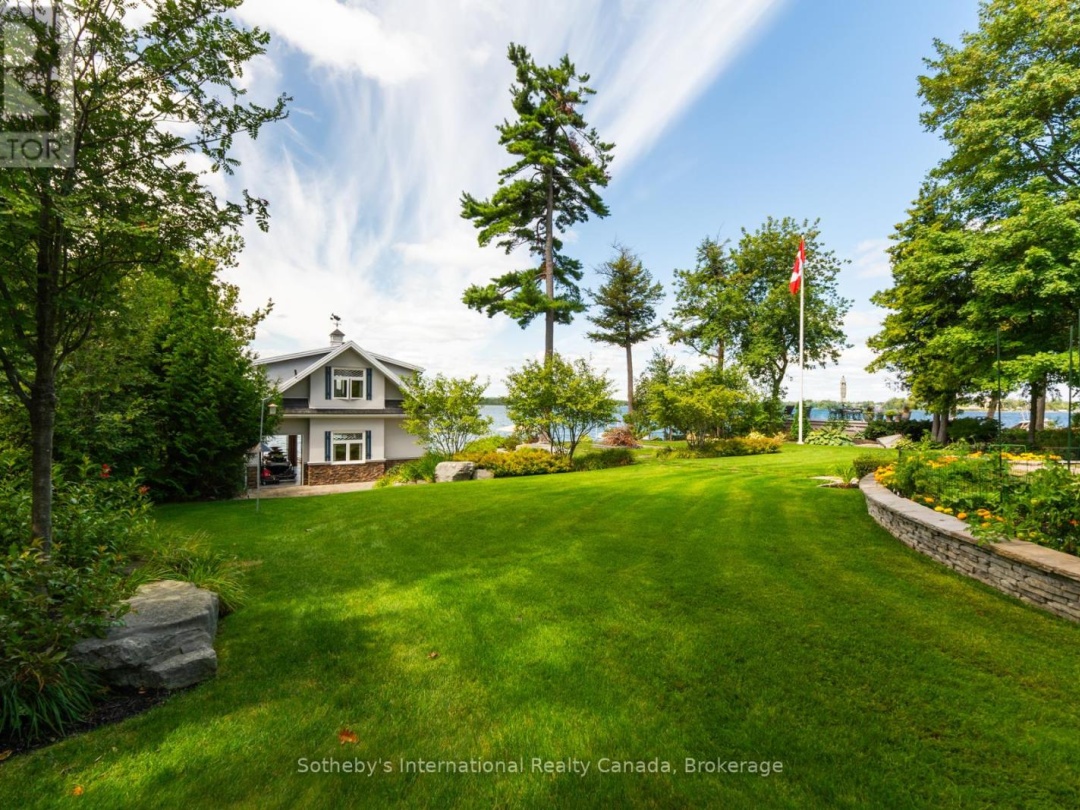 153 CREIGHTON STREET S, Lake Simcoe