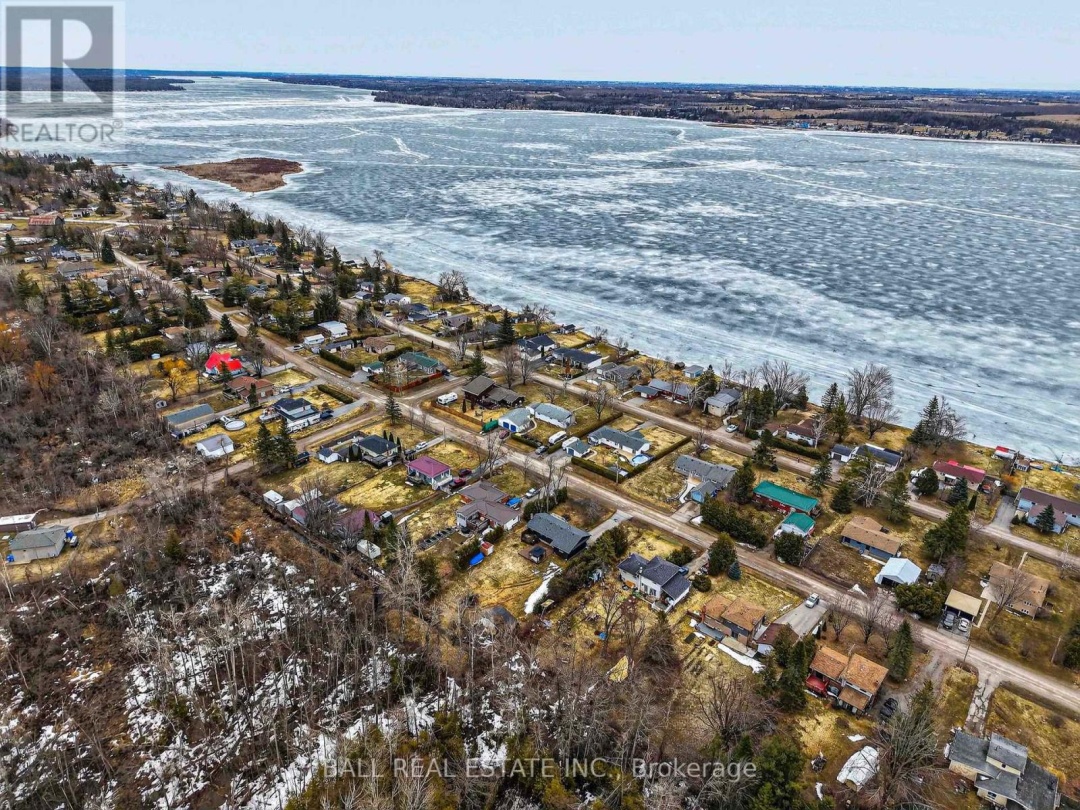 166 VICTORIA DRIVE, Sturgeon Lake