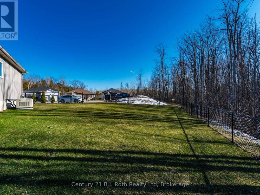 54 RALPH DALTON BOULEVARD, Tay (Victoria Harbour)