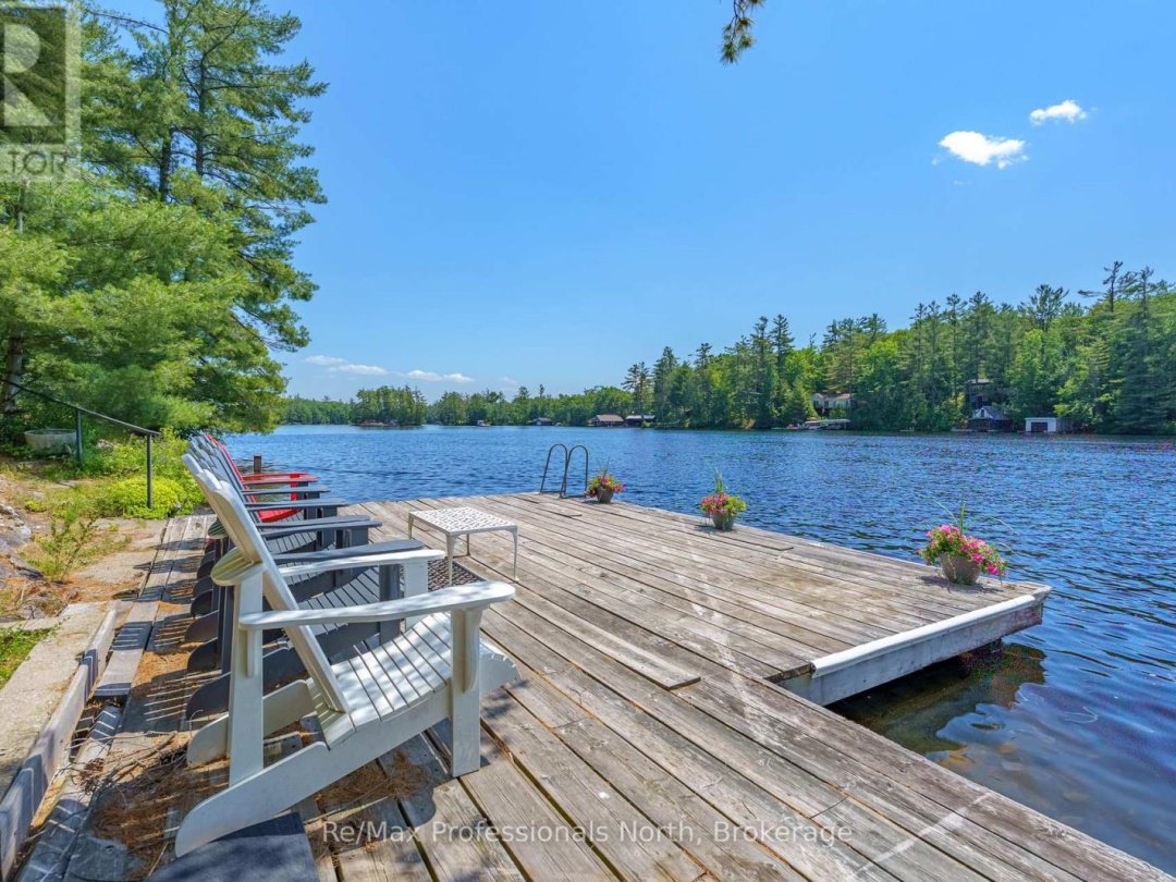 61 ISLAND 26LM ISLAND, 