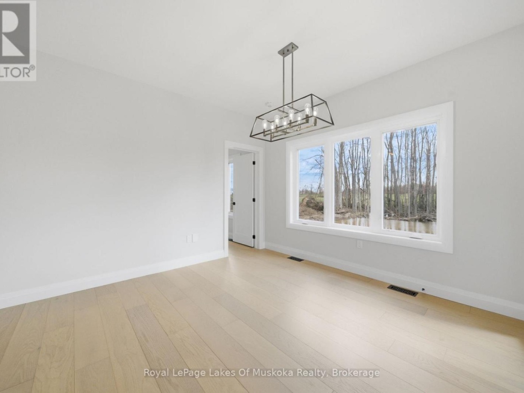 21 HENRY BALL COURT, Oro-Medonte (Warminster)