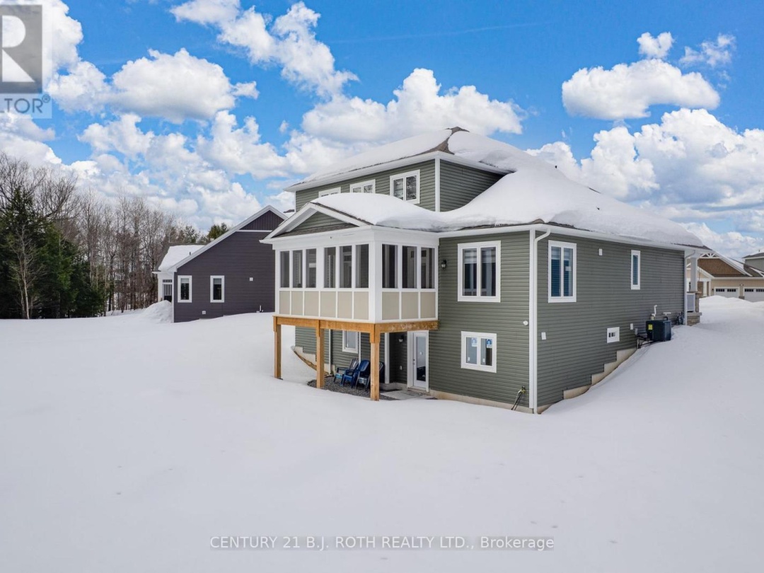 22 DYER CRESCENT, Bracebridge (Macaulay)