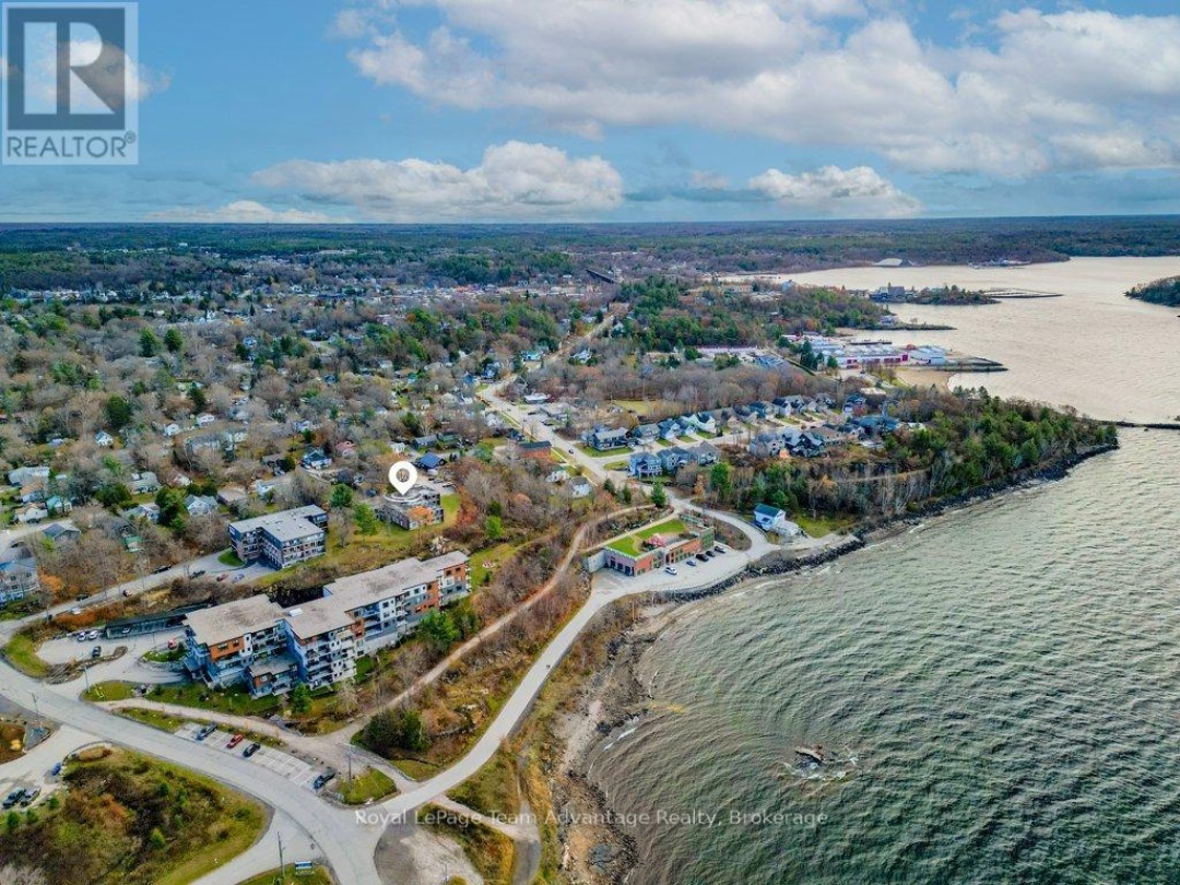 103 - 100 BEACONVIEW HEIGHTS, 