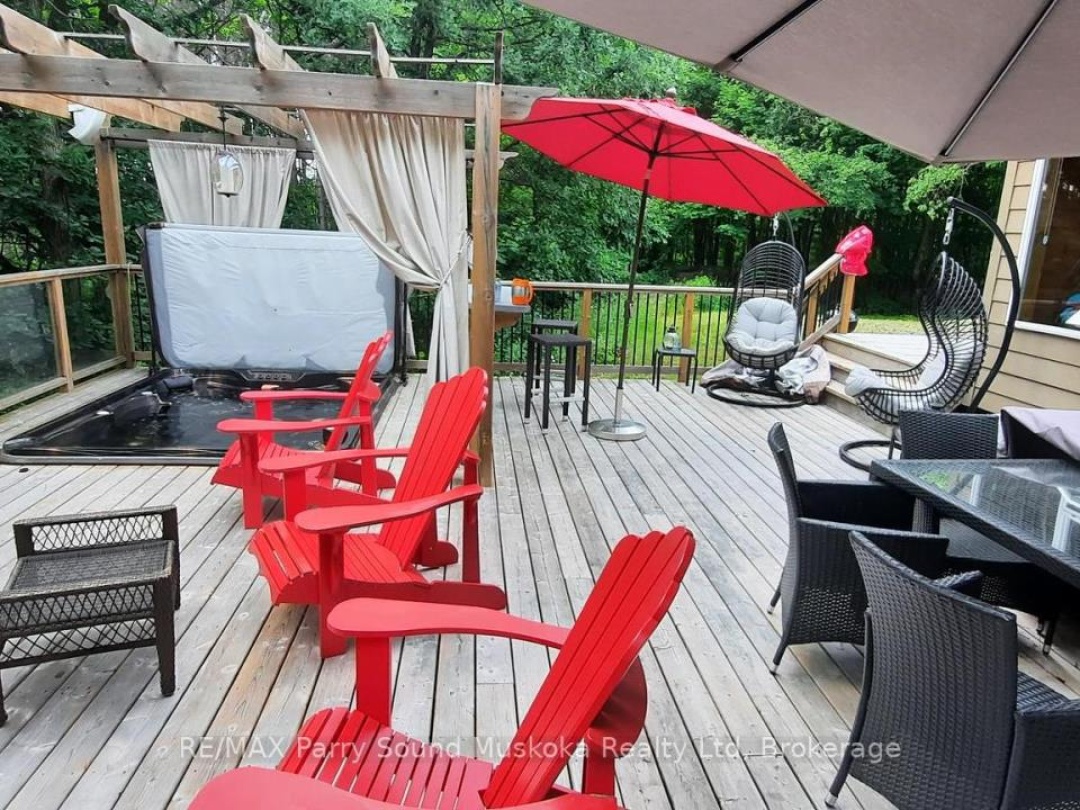 587 CENTRE ROAD, Manitouwabing Lake