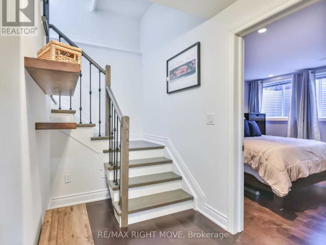 28 - 10 INVERMARA COURT, Lake Simcoe