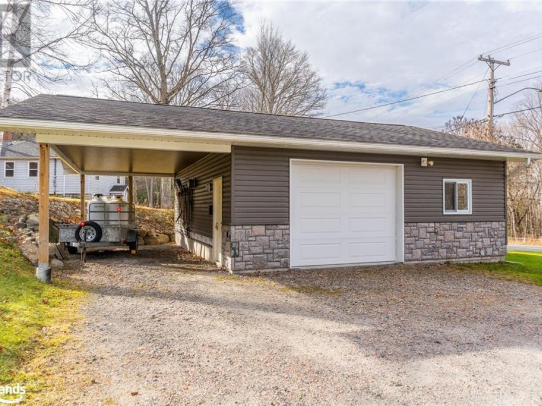 2592 Haliburton Lake Road, Haliburton