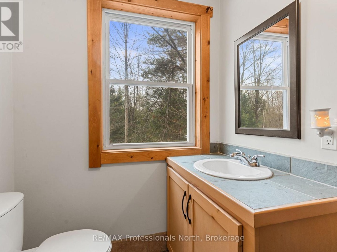 1127 BOBCAYGEON ROAD, Minden Hills (Anson)