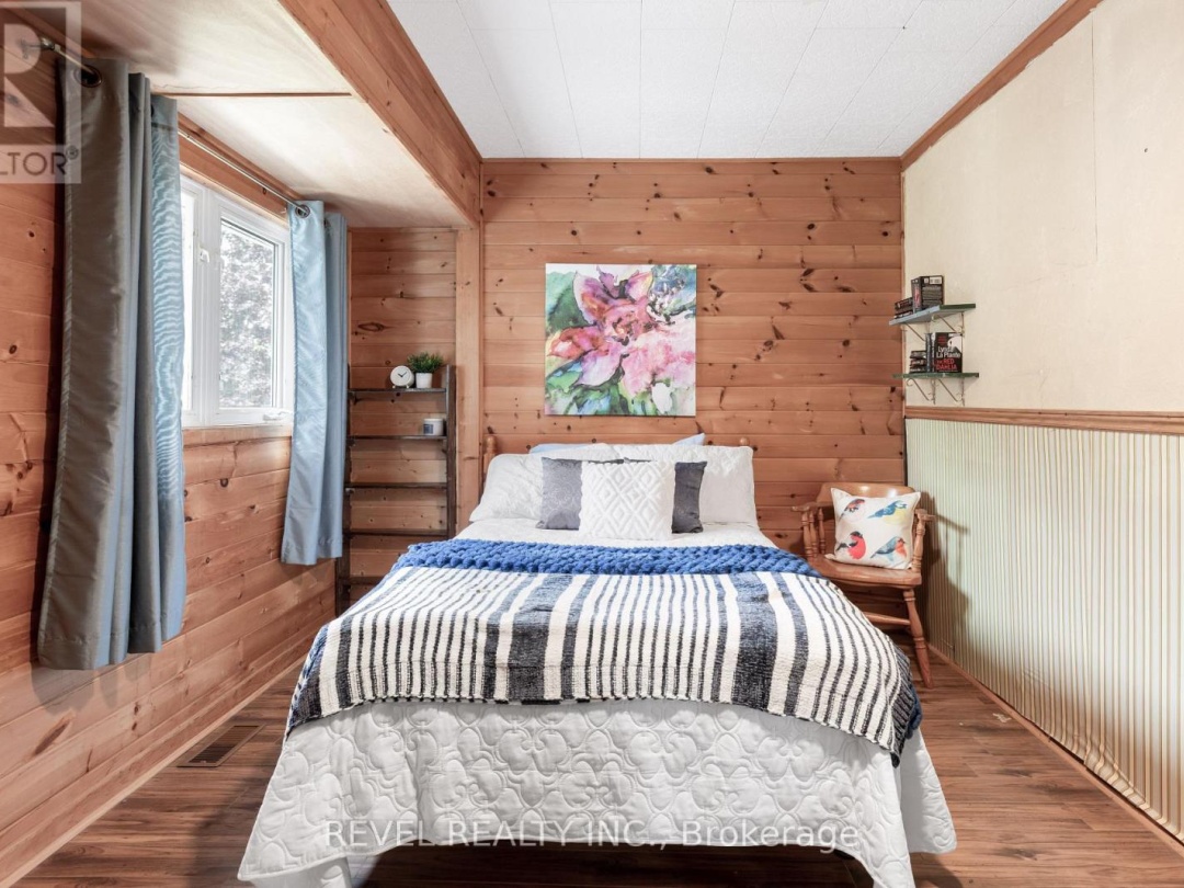 483 LONG BEACH ROAD, Sturgeon Lake