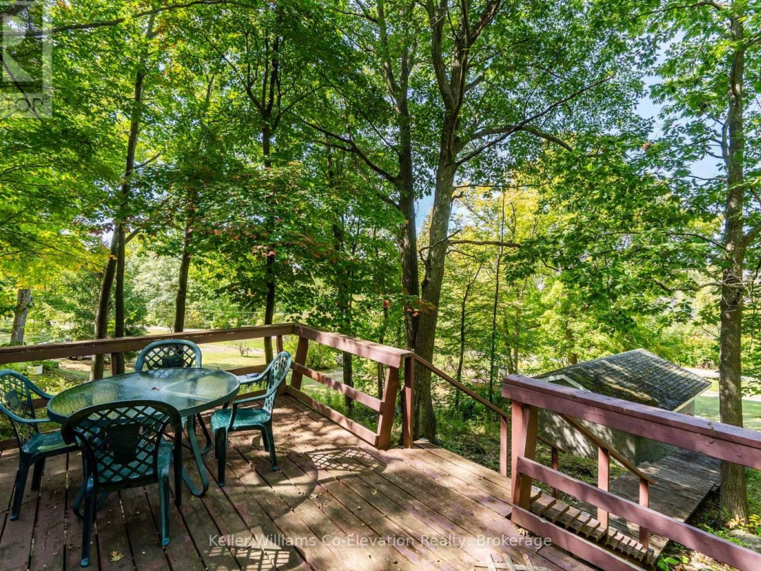 3 CROSSINGVIEW LANE, 