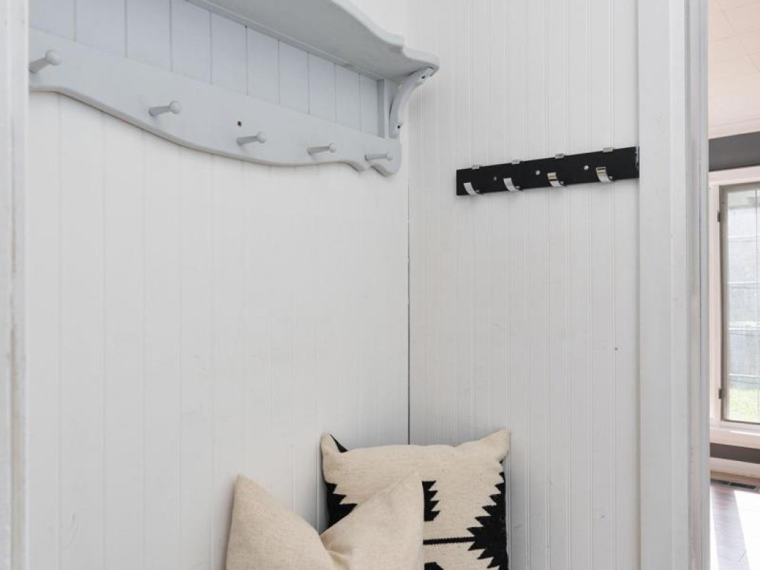 3 CORA STREET E, 
