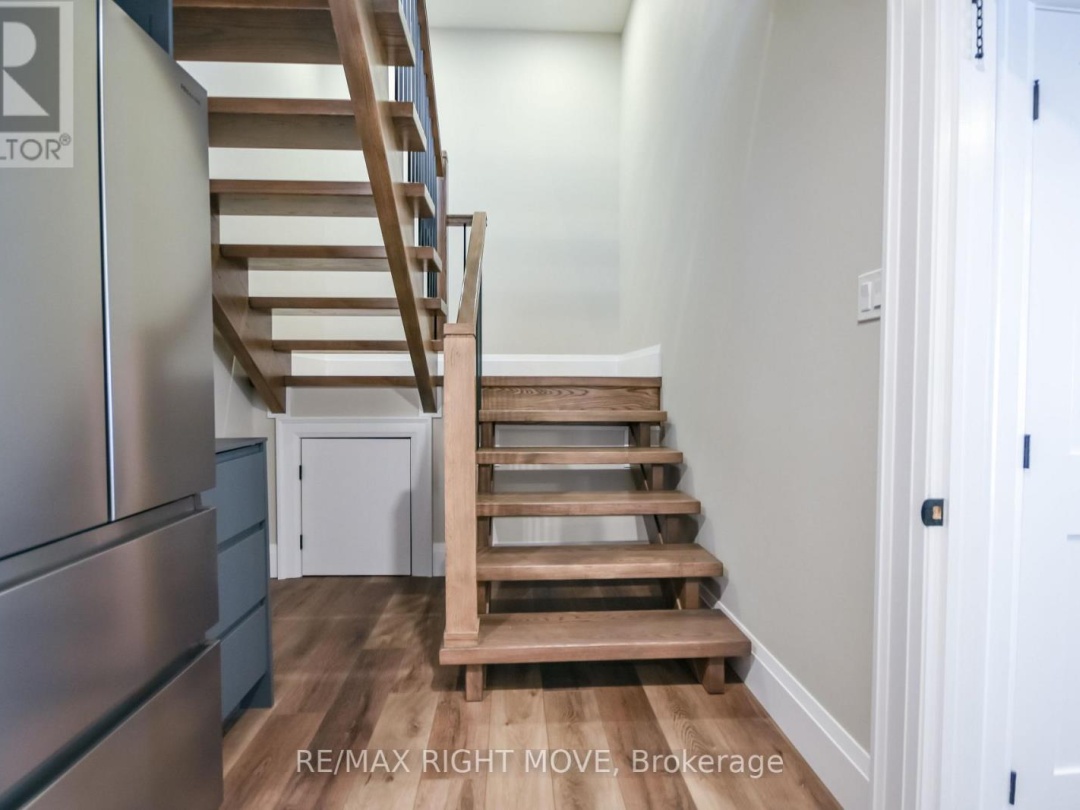 1189 WOODLAND DRIVE, Lake Simcoe