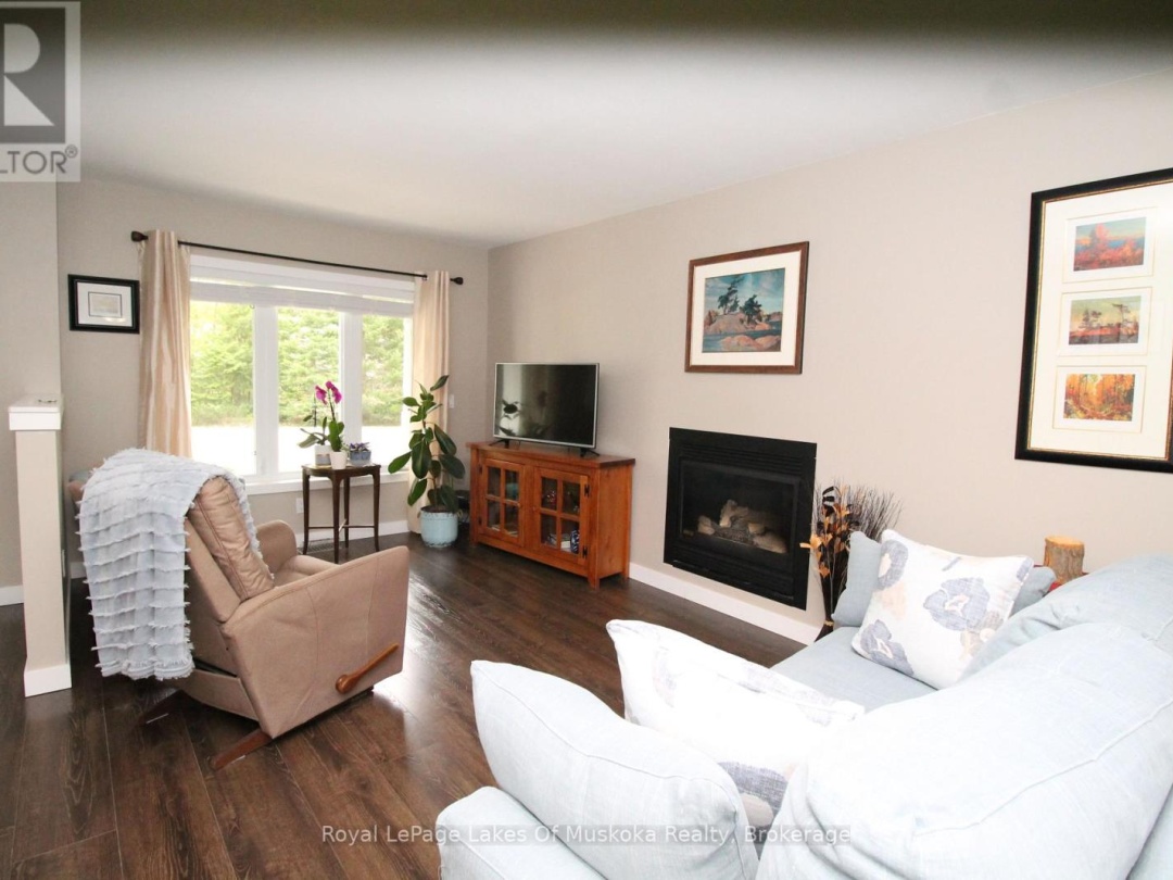 30 Hedgewood Lane, Gravenhurst (Muskoka (S))