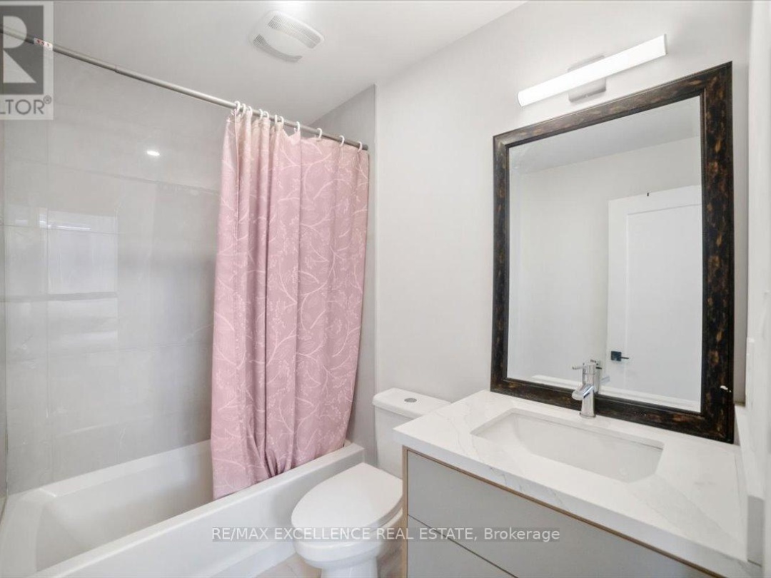 3717 QUAYSIDE DRIVE, Severn (West Shore)