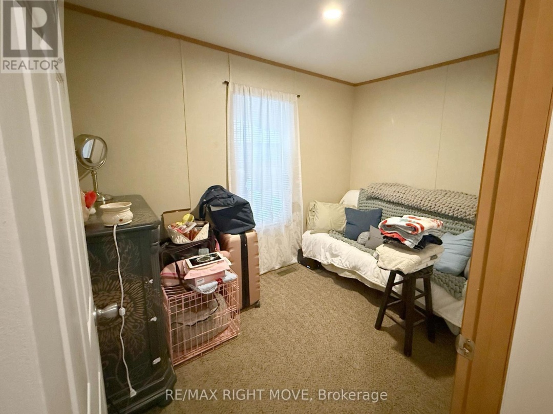 1050 4 SEASONS ROAD, Gravenhurst (Morrison)