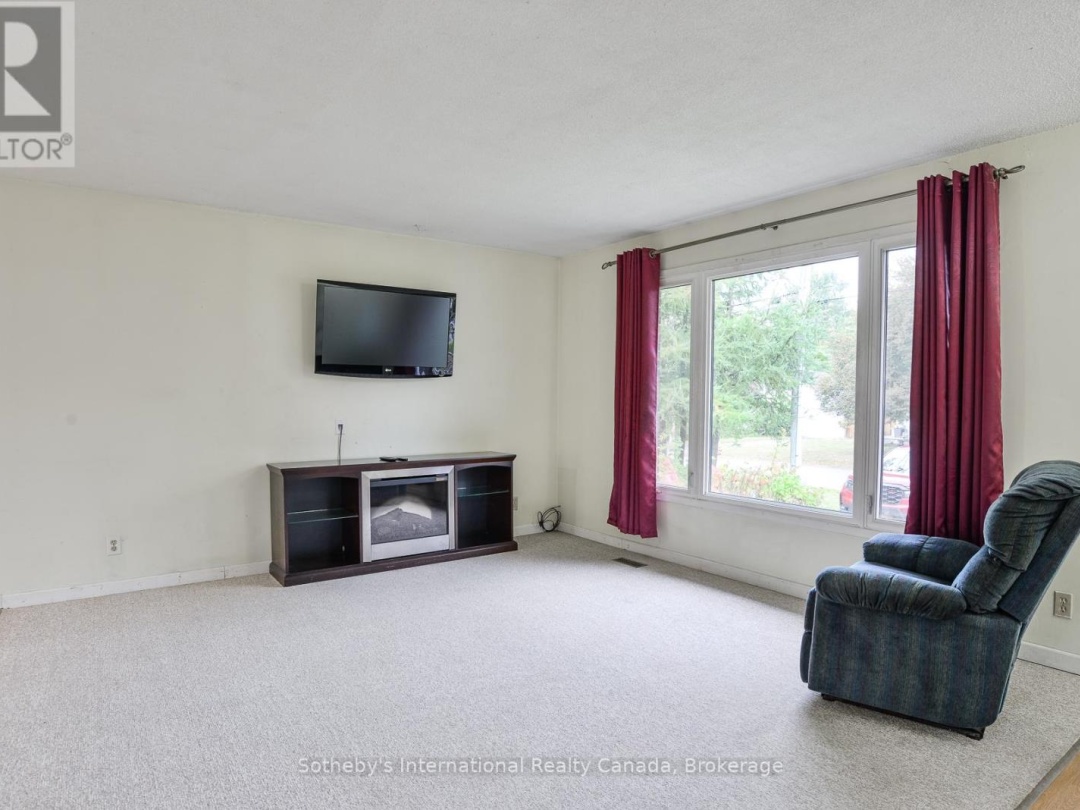 445 FARQUHAR STREET, 