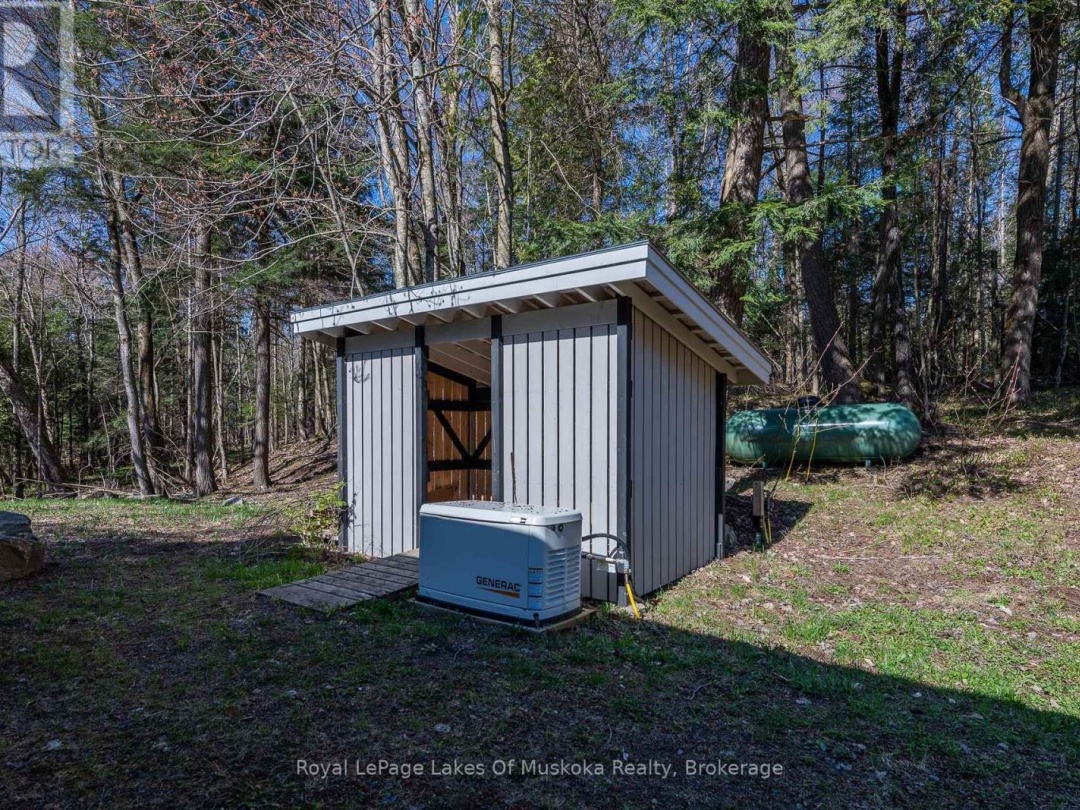 1420 LIMBERLOST ROAD, Pell Lake