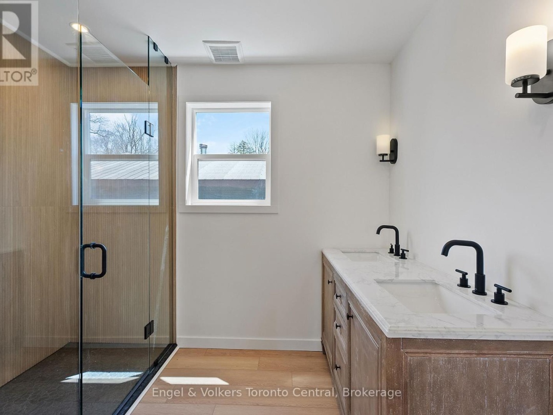 1457 LAKE JOSEPH ROAD, McTaggart Lake