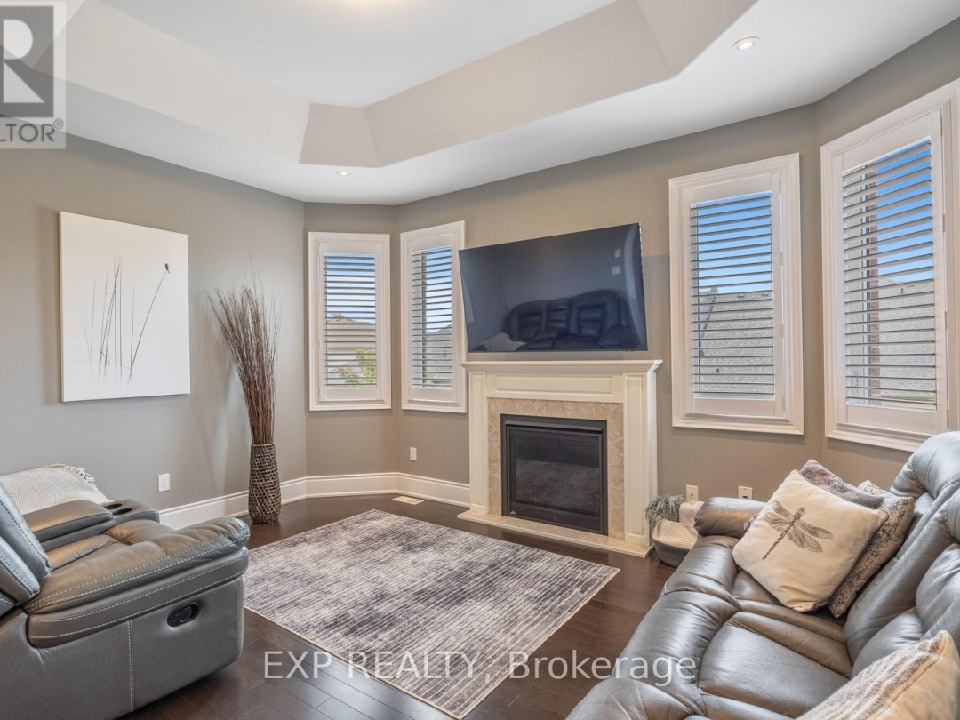 3045 Orion Boulevard, Orillia