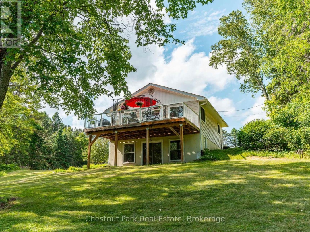 1054 GREEN LAKE ROAD, Gull River
