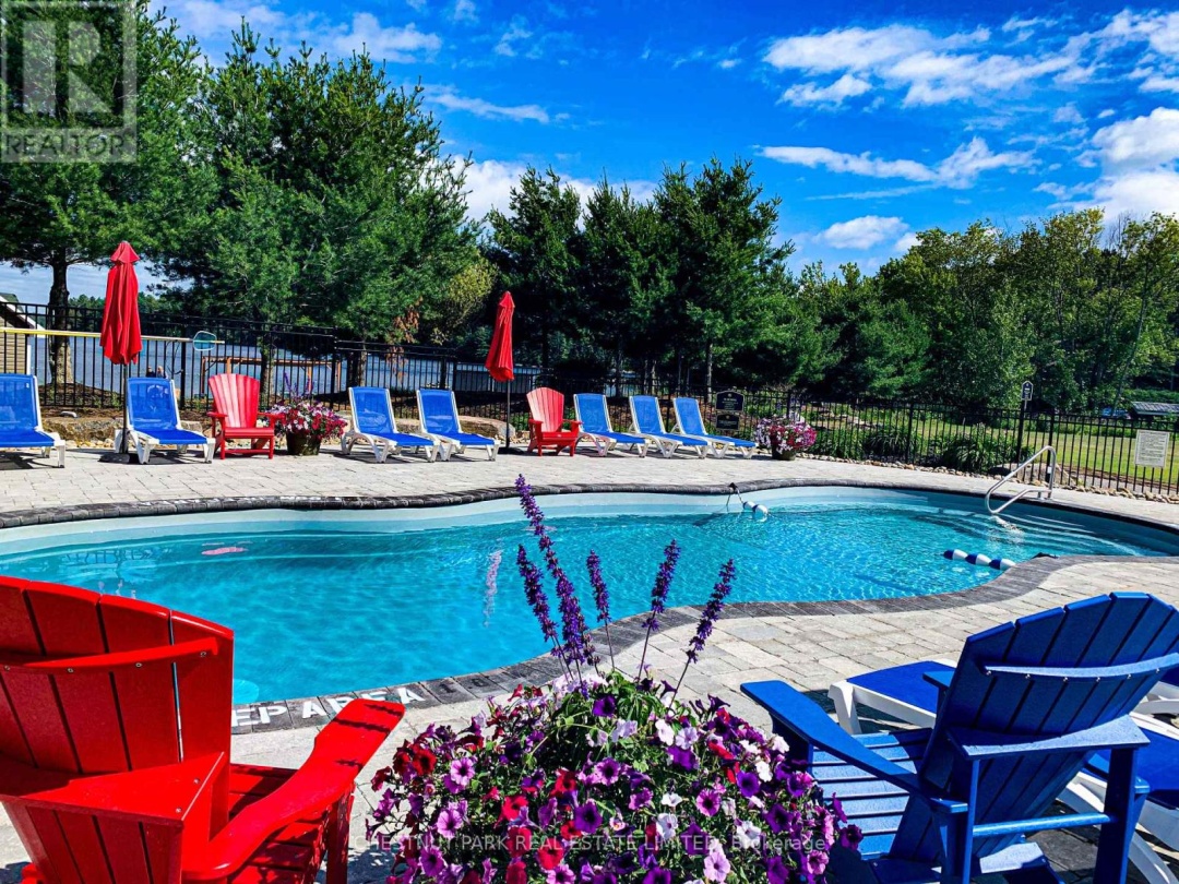 4 - 1869 MUSKOKA DISTRICT ROAD 118 WEST, 
