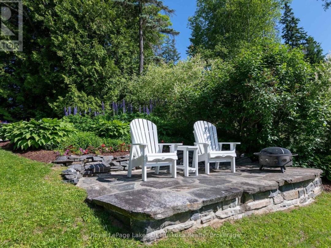 9 MOUNTVIEW AVENUE, Muskoka River