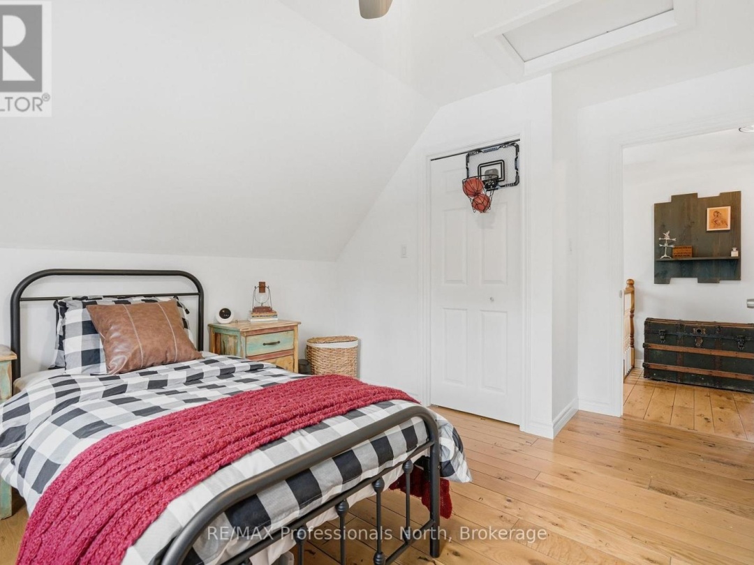 1289 PURBROOK ROAD, Bracebridge (Draper)