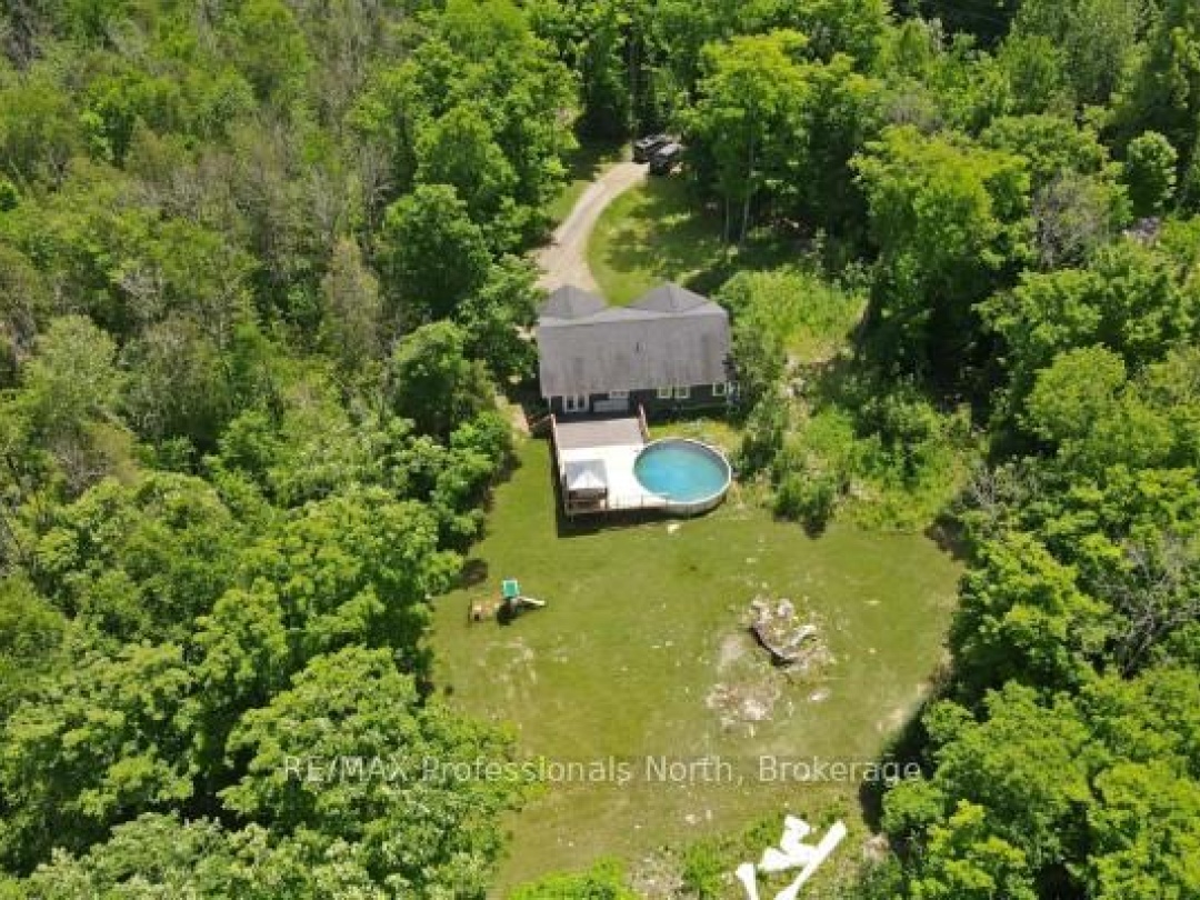 1979 BLAIRHAMPTON ROAD, Minden Hills (Minden)
