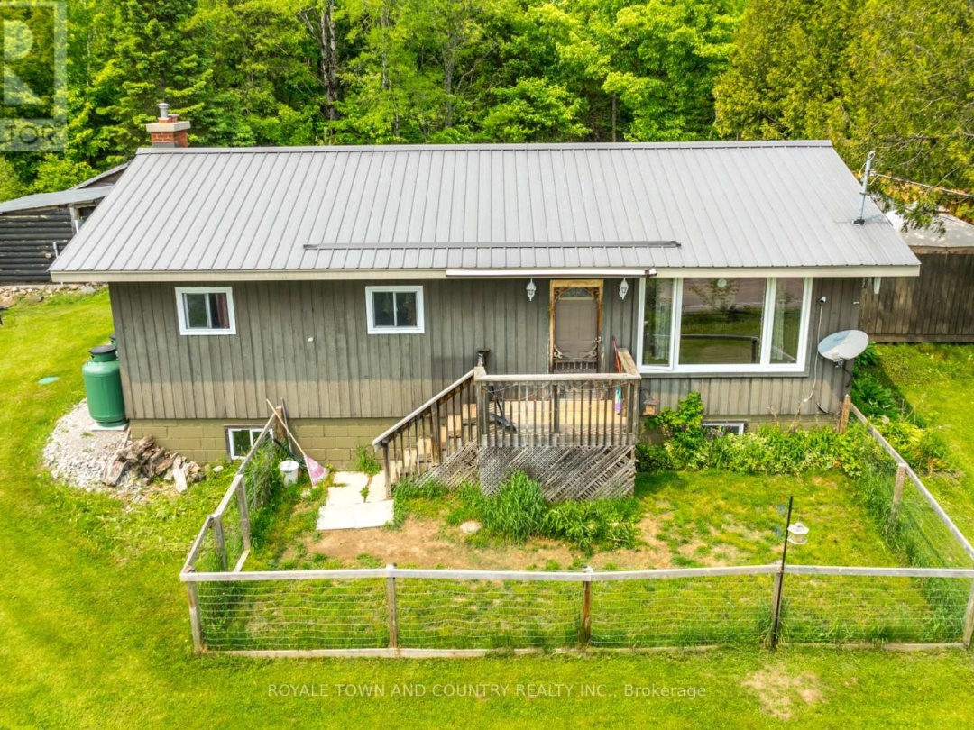 1042 TWEED DRIVE, 