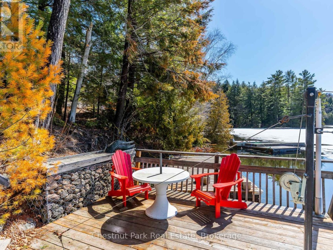 1173 WATTS ROAD, Kennisis Lake
