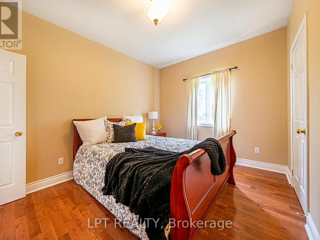 B130 DURHAM REGIONAL 23 ROAD, Brock (Beaverton)