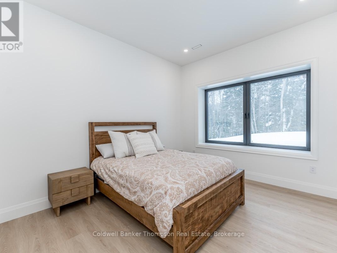11 GLEN EAGLE COURT, Huntsville (Chaffey)