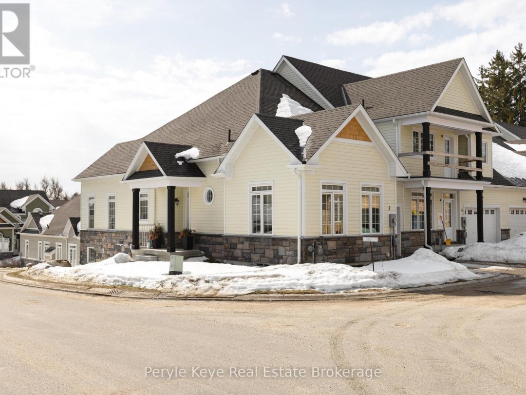 2 LEEDS COURT, Muskoka River