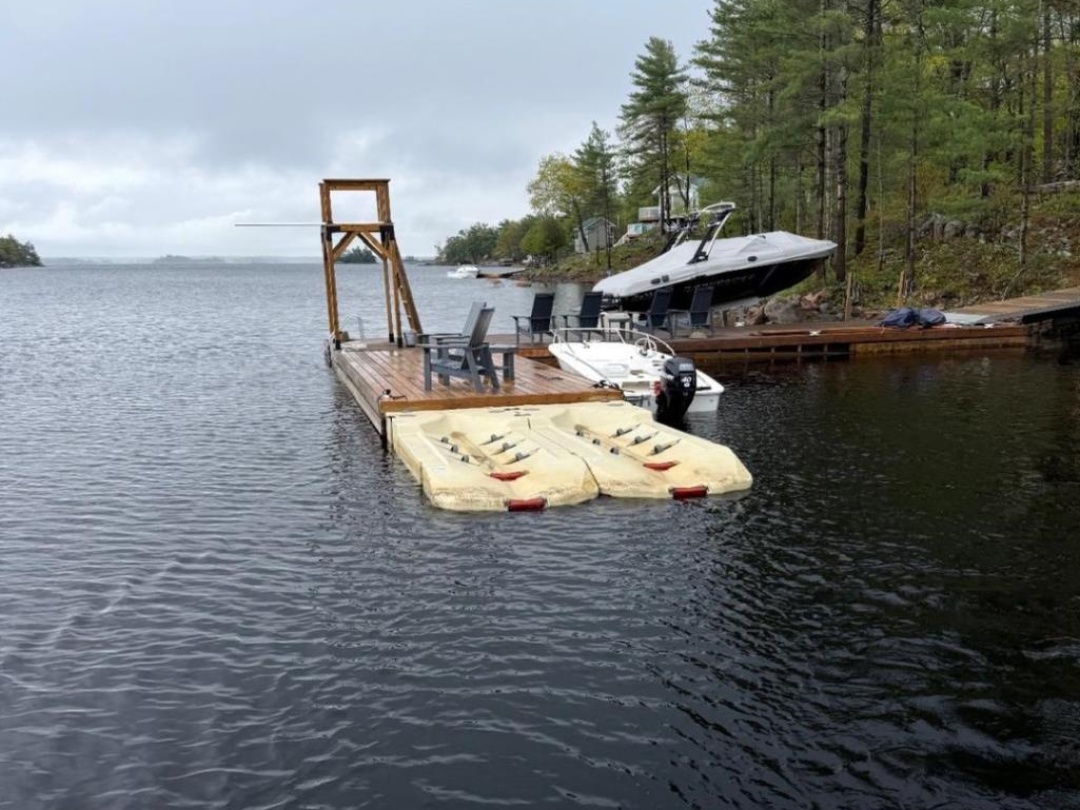 736 2190 ISLAND, Georgian Bay