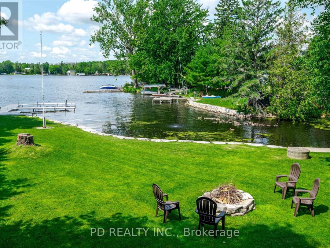 48 STURGEON GLEN ROAD, Sturgeon Lake