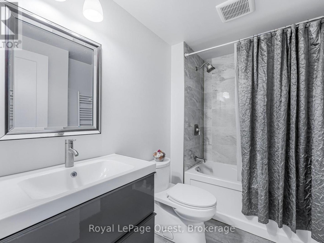 214 MISSISSAGA STREET W, 