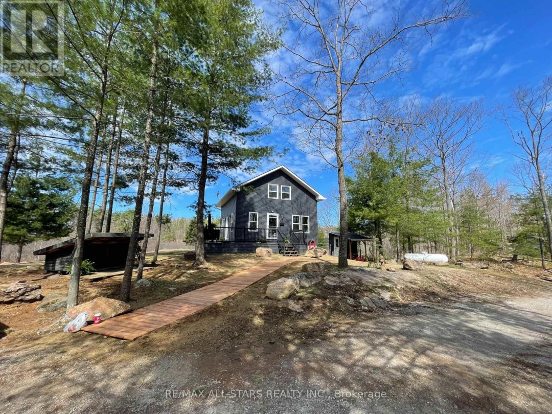 1295 DEEP BAY ROAD, Minden Hills (Lutterworth)