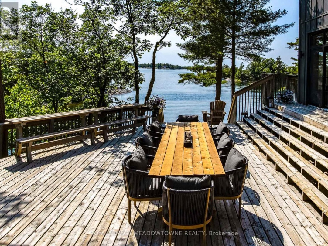 1 GB466 ISLAND AKA TOWER ISLAND, Georgian Bay
