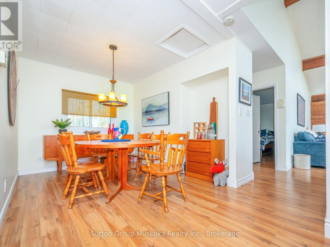 562 AND 568 EAST WASEOSA LAKE ROAD, 