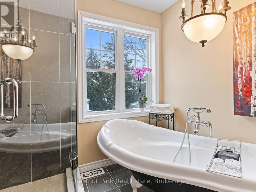 1173 WATTS ROAD, Kennisis Lake