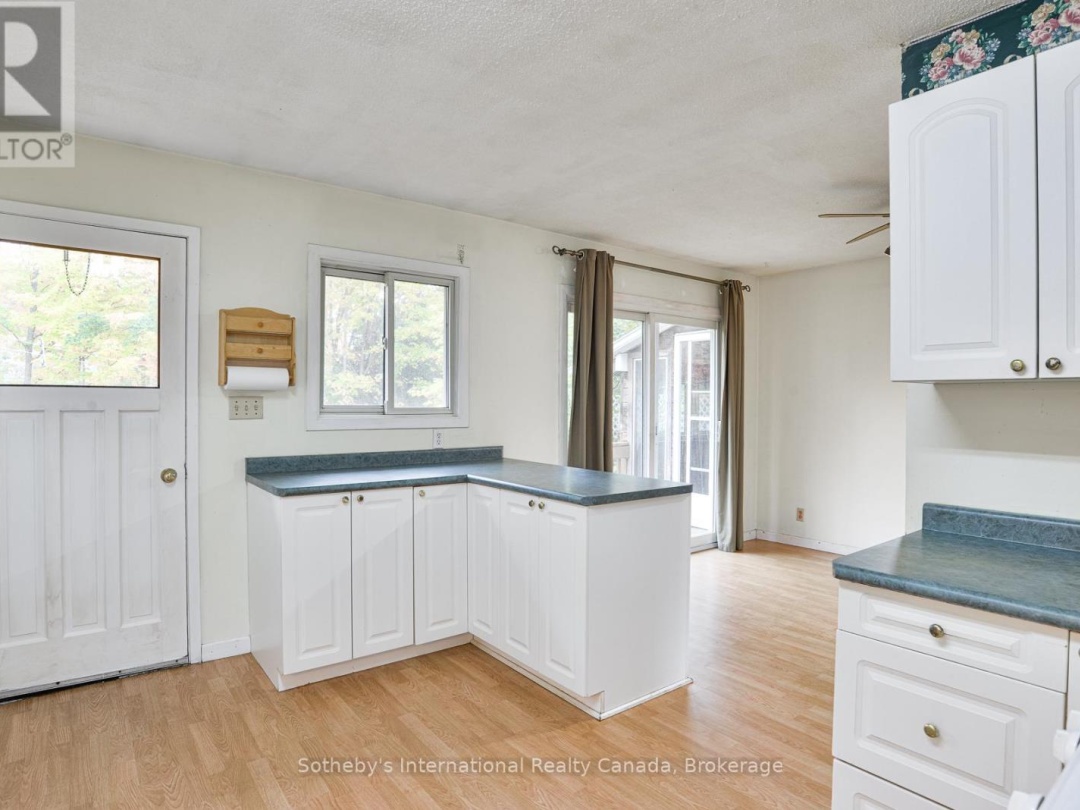 445 FARQUHAR STREET, 