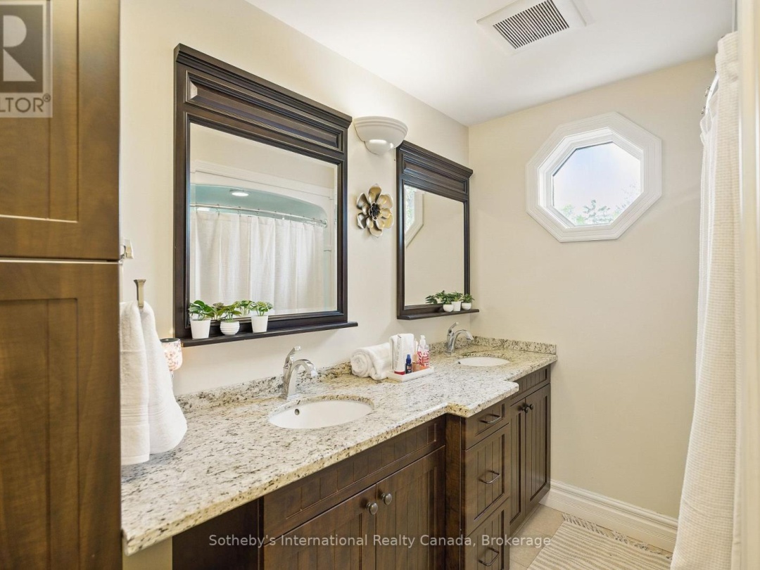 7583 OAK POINT ROAD, 