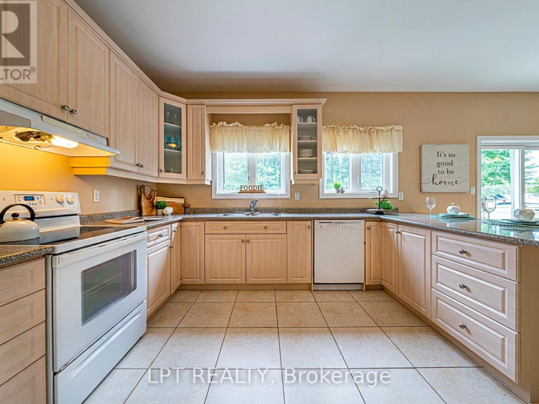 B130 DURHAM REGIONAL 23 ROAD, Brock (Beaverton)