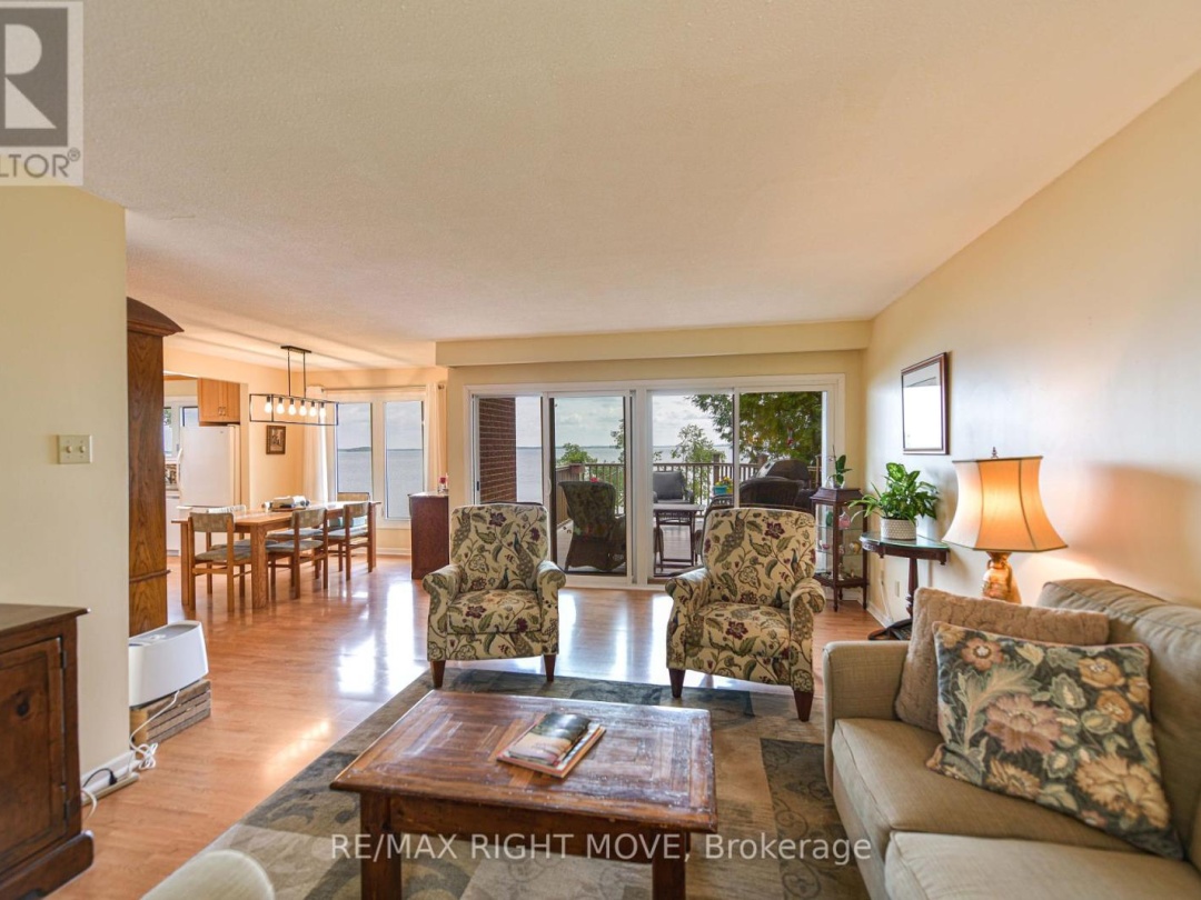 905 WOODLAND DRIVE, 