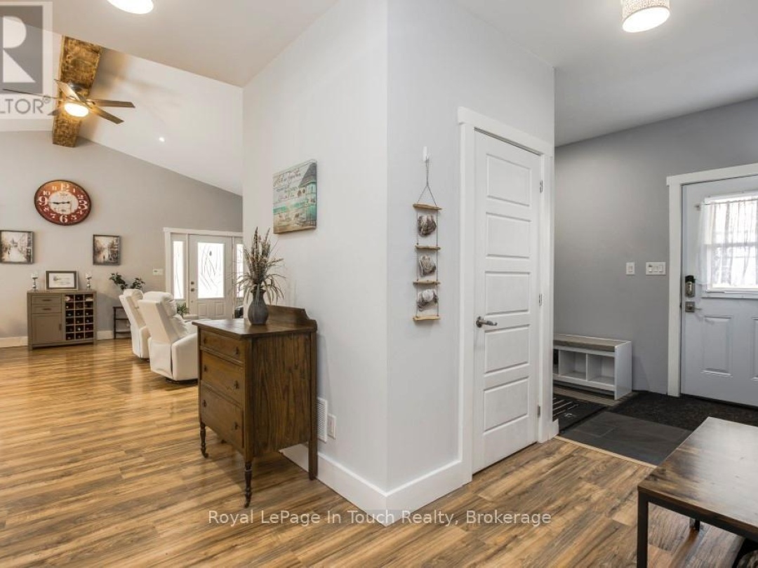 31 EARLDOM BOULEVARD, Georgian Bay
