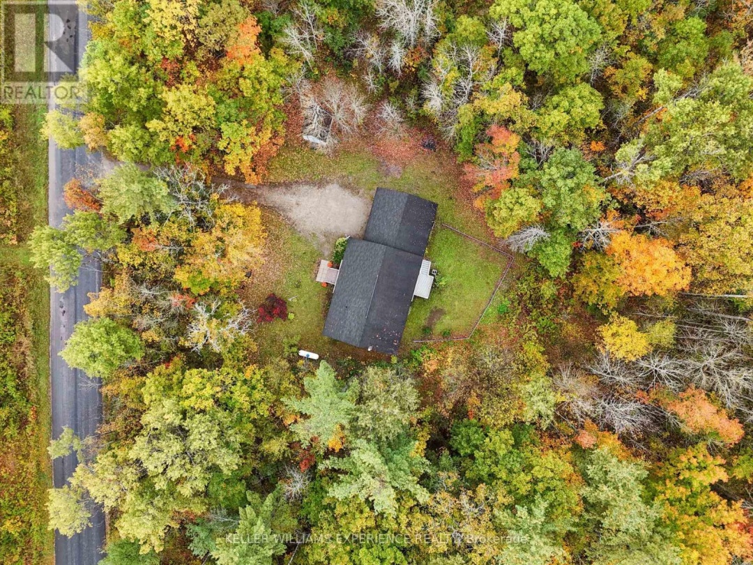 2372 KINNEAR SIDE ROAD, 