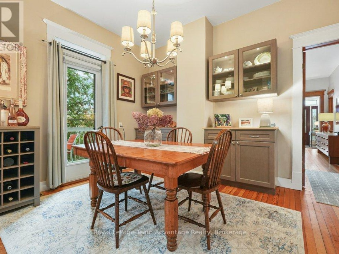 3 BELVEDERE AVENUE, Parry Sound