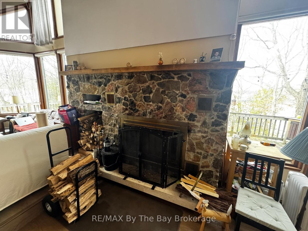 609 SOUTH BAY ROAD, Georgian Bay