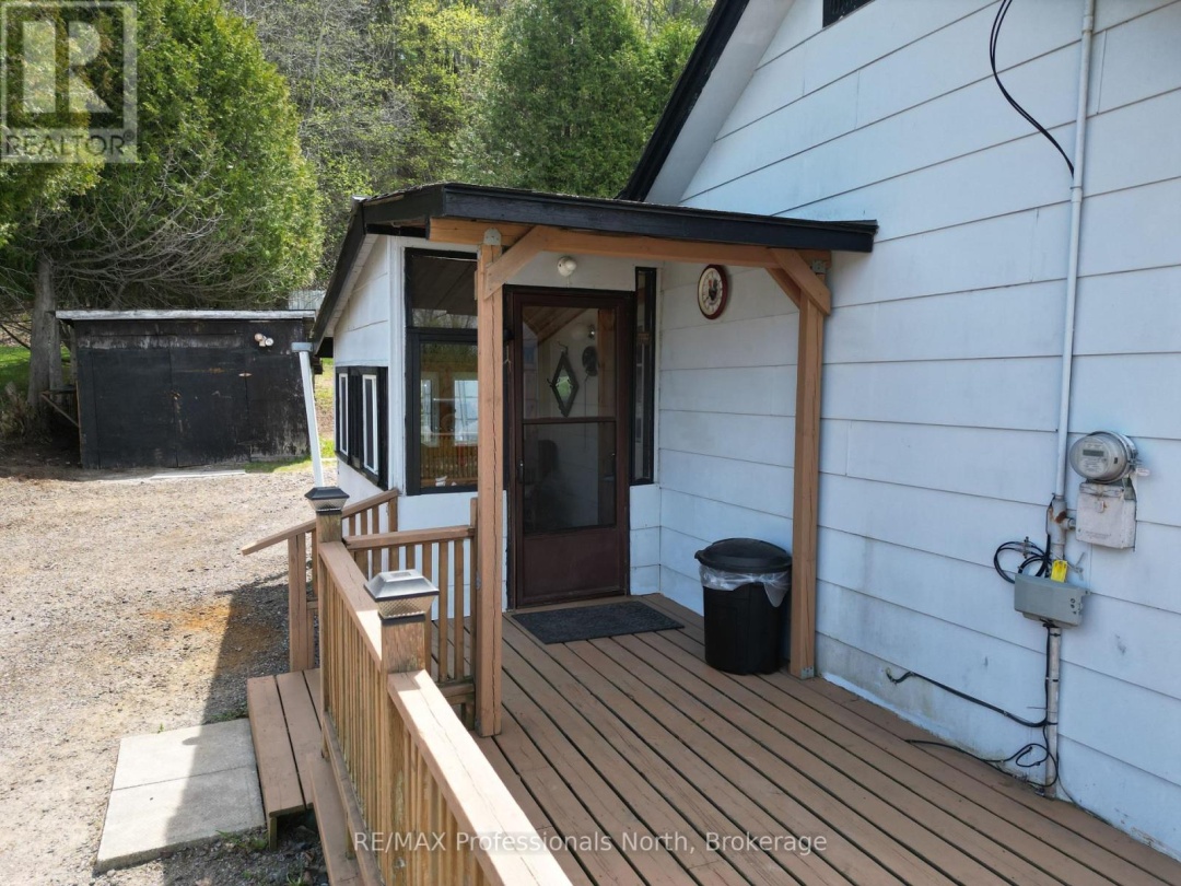 12802 Highway 35, Minden Hills (Minden)