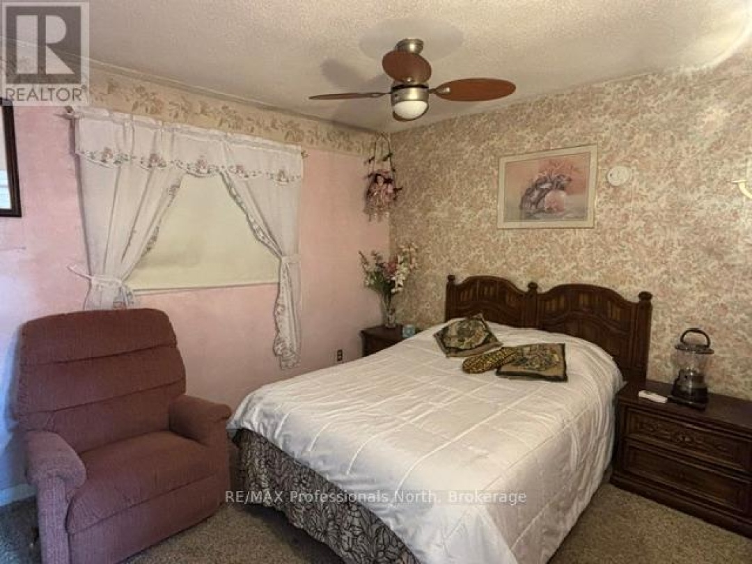 37 PRINCE STREET, Minden Hills (Minden)